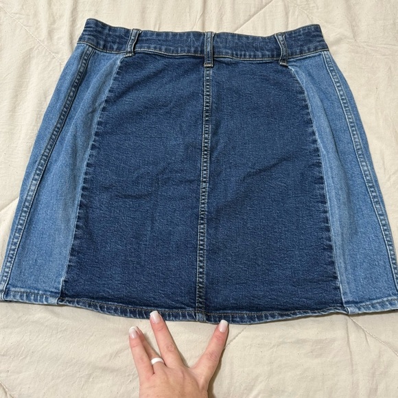 Madewell Stretch Denim Straight Mini Skirt Snap Button Closure Women’s Size 29 - Picture 5 of 13